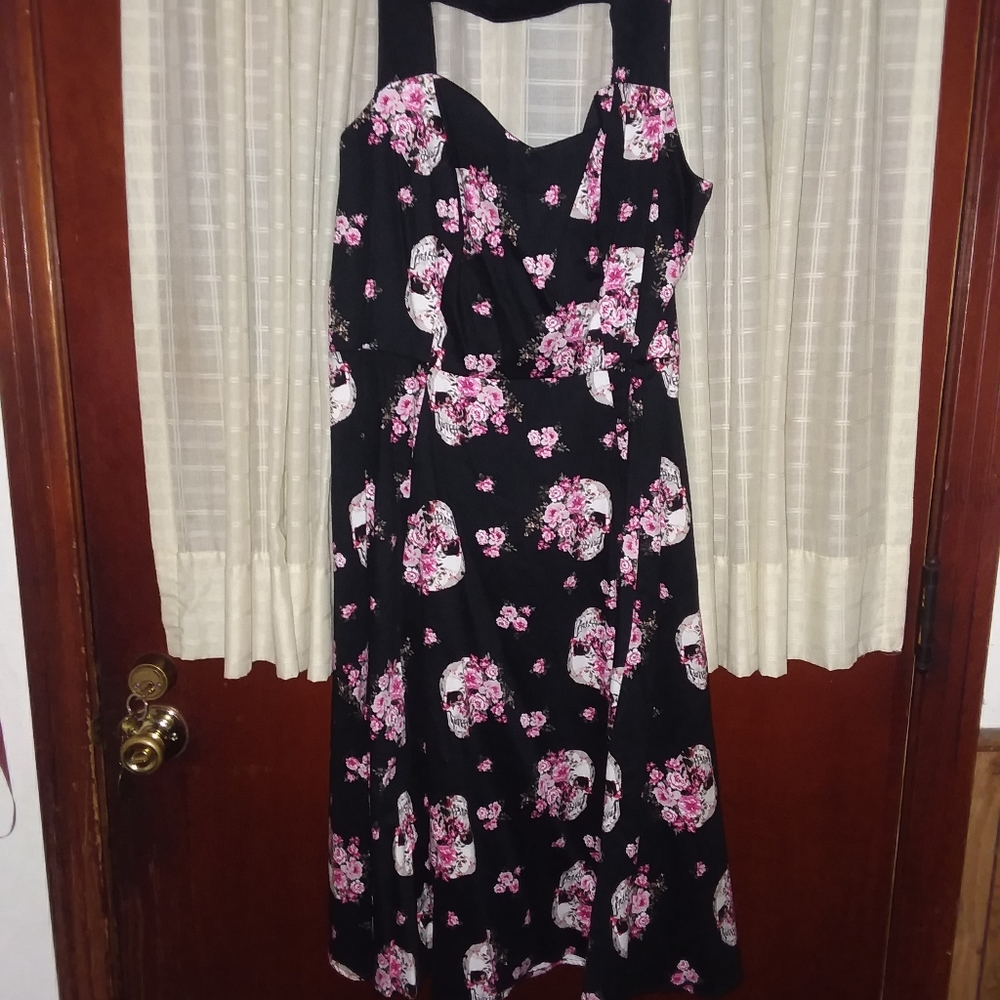 Torrid skull/roses black skater dress